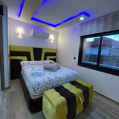 Apartment Piso Luxori *